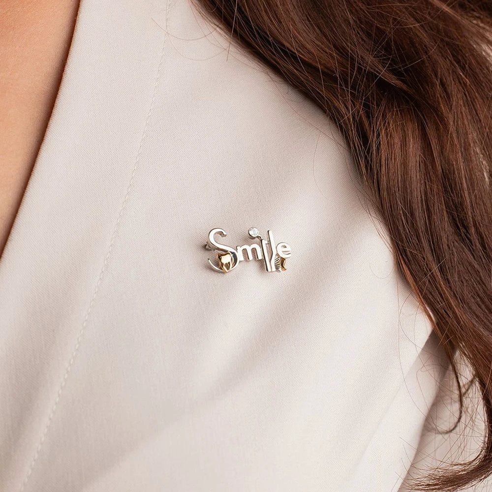 Smile Dental Tooth Toothbrush Mirror Pin - Creative Stomatology Brooch Gift